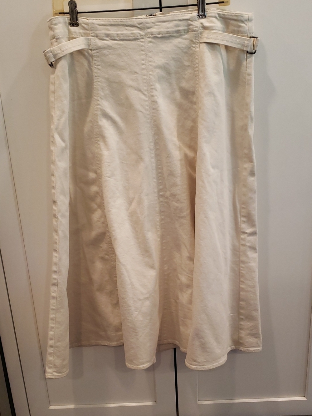 Banana Republic Cream A-Line Skirt with Side Buckle Details